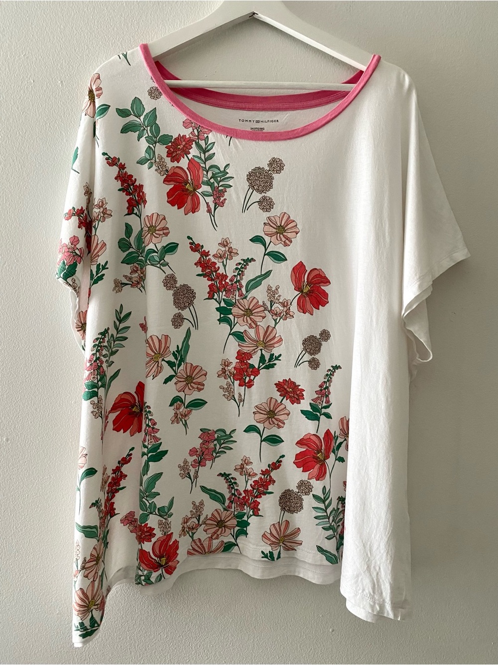 Tommy Hilfiger Women's 3X White Floral  T-Shirt Relaxed Fit Cotton Modal